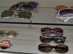 -三叶眼镜城(八佰伴店)