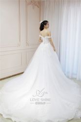 -LOVE SHINE婚纱·红鼎庄龙凤褂·妈妈装定制