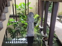 -三亚亚龙湾五号度假别墅酒店