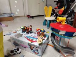 -百荣二期玩具城