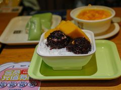 海底椰白雪黑糯米-满记甜品(岭南新天地店)