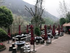 -楠柏弯休闲山庄(梨花溪店)