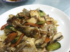 生炒鱼头-广迎居老正兴菜馆