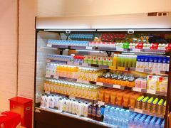 零售区-良品铺子(五角场万达店)