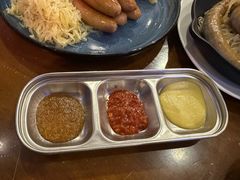 -Brotzeit博璨德国啤酒餐厅(亮马桥官舍店)