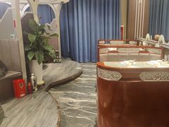 -哈啾嗨·新概念蒙餐(红星新城店)