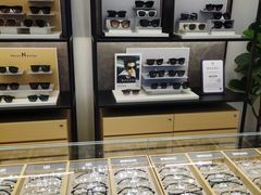 -博士眼镜(东莞明丰广场店)