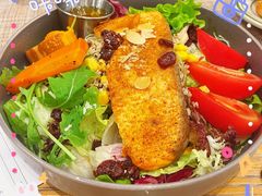 -玛格萝妮比萨屋(四平店)