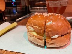 经典汉堡-悠航SLOWBOAT(三里屯店)