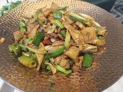 -黄弟大排档·湖南菜·小龙虾·小海鲜(凯旋北路店)
