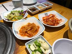 -唯成•韩国炭火烤肉 유성고기