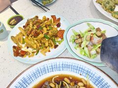 -巧克力渔家.小船海鲜胶东菜(万平口店)