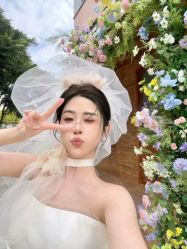 -喜爱高定婚纱摄影