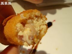 Tapas&nbsp;の'&nbsp;&nbsp;鸡肉火腿芝士丸子-Carmen卡门西班牙餐厅