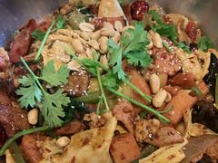 -拿渡麻辣香锅(世茂广场·工三店)