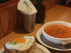 火腿牛油果芝士热压三明治-O'eat Blossom&Pelican(深圳首店)