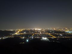 -鬼笑石后山停车场