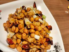 -有红鸡毛店·川菜(建设路店)