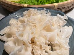 -尚尚仙·酸汤猪手·猪肚鸡火锅(华联万柳购物中心店)