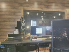 -清晨录音棚(光大会展中心旗舰店)