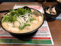 浓汤鱼汁小锅米线-肥汁米蘭香港米线(宁波路总店)