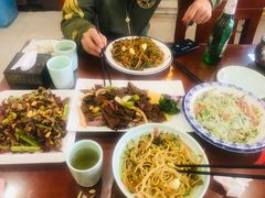 -天天初二·天津传统捞面·天津特色菜(凌奥总店)
