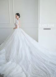 -Lady  Jane高端婚纱礼服馆