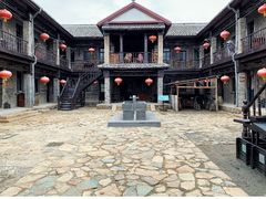 -清风小镇闯关东影视基地