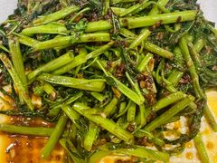 -纽顿熟食中心
