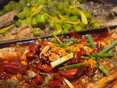 -鸣记脆皮烤鱼·海鲜烤鱼(三八广场店)