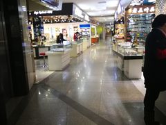 -三叶眼镜城批发市场(上海火车站店)