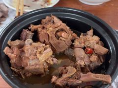 -宝瑞门钉肉饼店