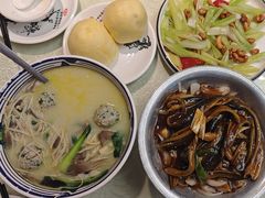 -眷江南之小蓝鲸(王府大街店)