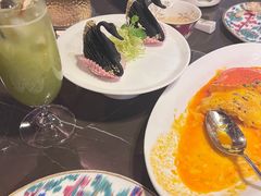 -海派悦庭·海胆烧麦·新融合菜(凯德广场店)