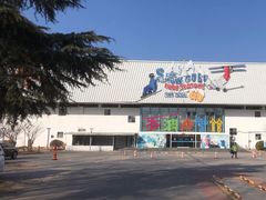 -乔波室内滑雪场