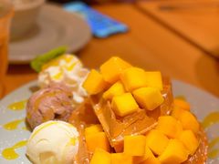 芒果华夫饼-Lia Cafe Bar Restaurant松山咖啡屋