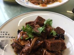 -金丰鱼庄(四团店)