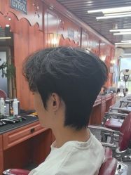 -米娜男士新国潮理发馆