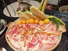 -得意咚瓜·顺德鱼生·冬瓜火锅(深圳首店)