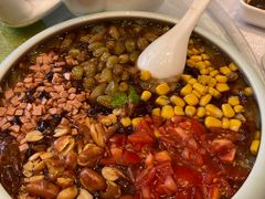 -湖庭壹品鸭王·传统北京烤鸭·别墅私房菜·庭院宵夜(江宁店)