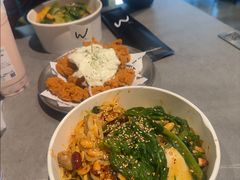 -W COLLECTIVE  DESSERT SHOP