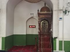 -艾提尕尔清真寺
