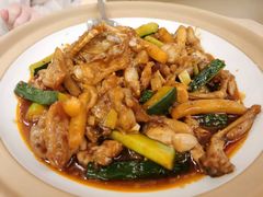 -荷花亭·湖北融合菜(中商广场店)