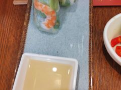 越南鲜虾纸米卷-越南牛肉河粉餐厅(书院巷店)