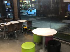 用餐区-麦当劳(新新大道岗丰店)
