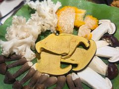 -钢管厂五区小郡肝串串香火锅(梅川路店)
