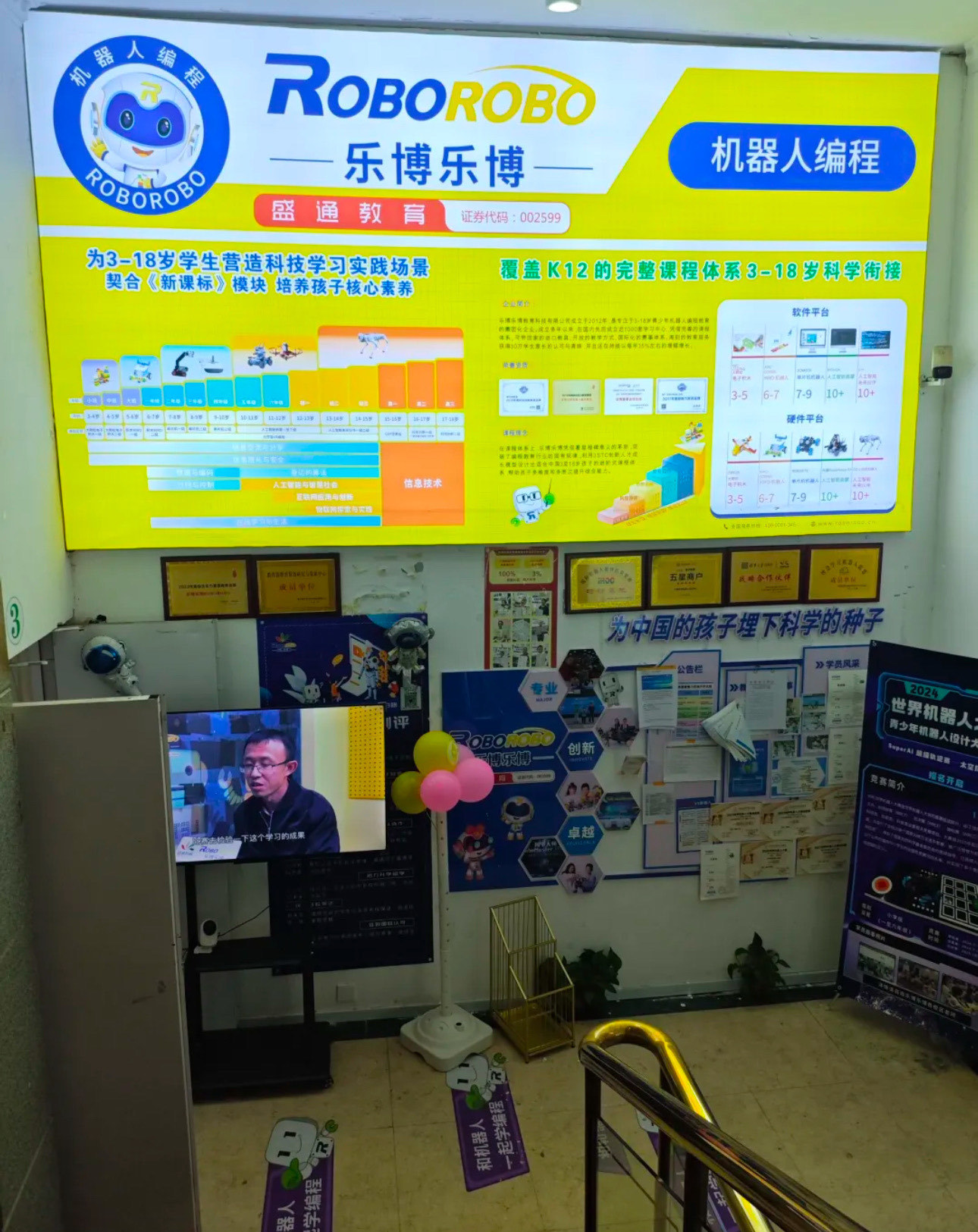 https://qcloud.dpfile.com/pc/uFwIHCv0WDbnpg_1yRDOK2DOz26oO2p9VcTrAZE1kdL2qrDmfpEav7cUsttZ7PaeY0q73sB2DyQcgmKUxZFQtw.jpg