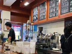 -HUG COFFEE(鼓楼店)