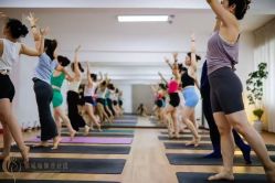 -馨媛瑜伽普拉提