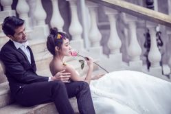 欧美时尚-巴黎婚纱摄影工作室